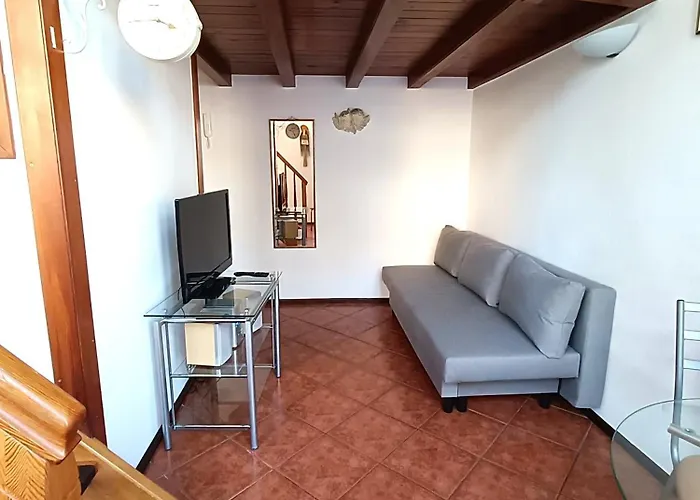 Old Town Mezzanine Apartment